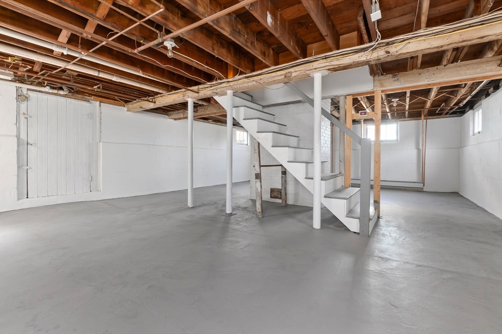 363 Central St