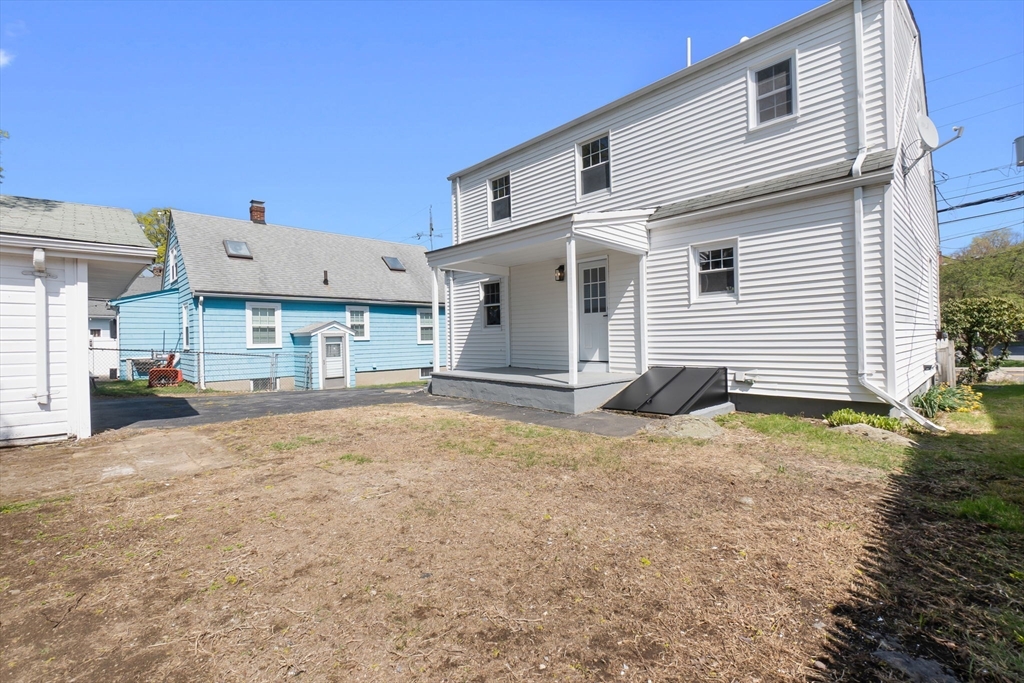 363 Central St