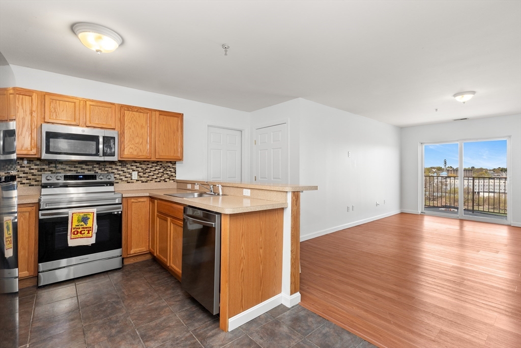 84 Aborn St # 2403