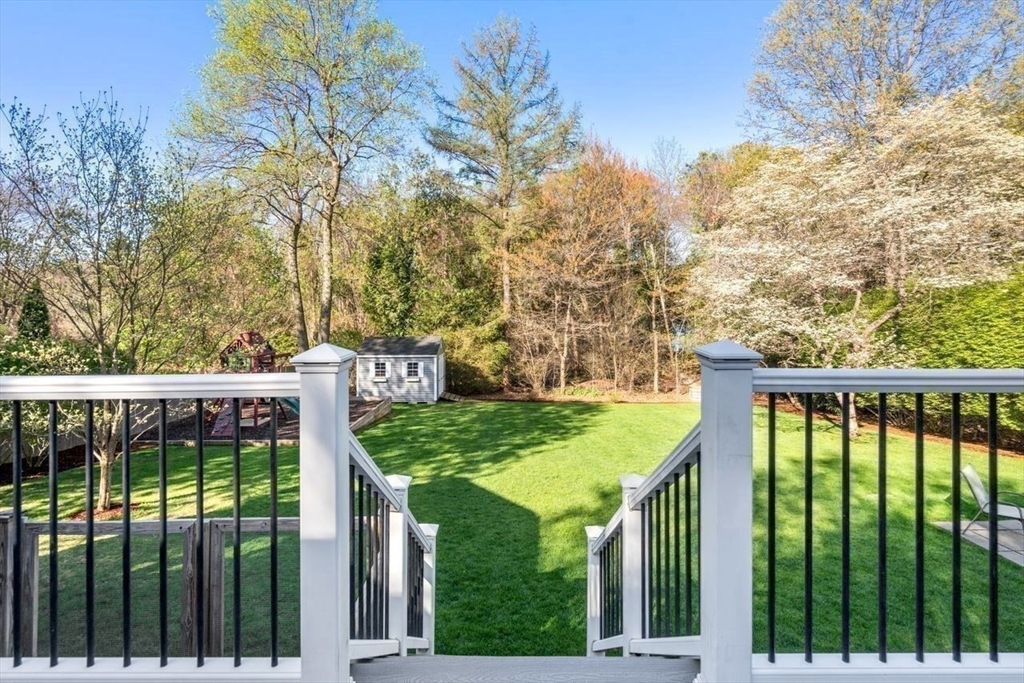 99 Edgewater Drive