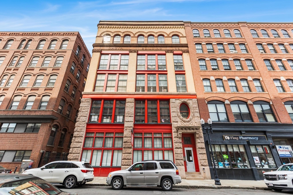 13-17 Willow Street # 305