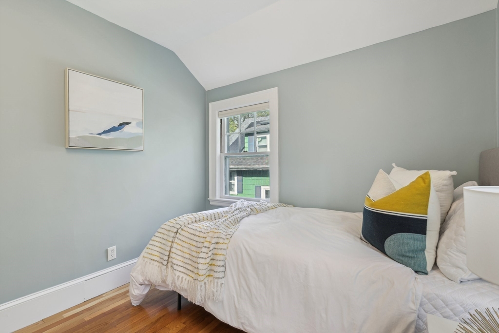 63 Lynn Fells Pkwy