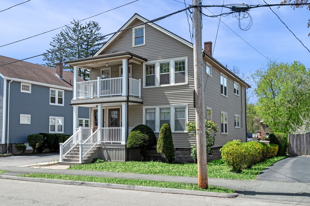 40-42 Tappan St