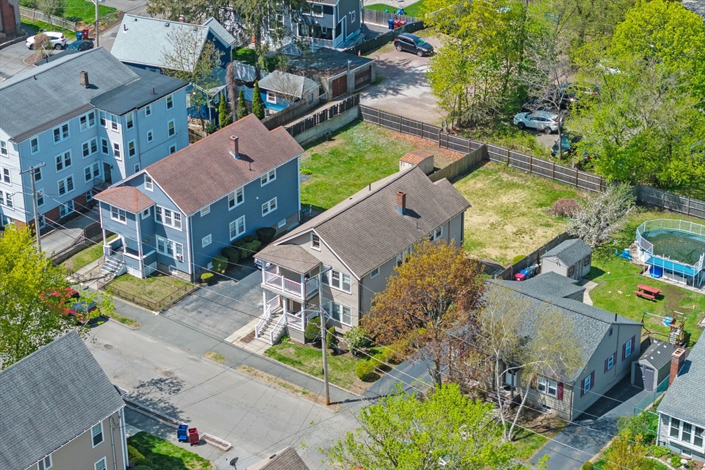 40-42 Tappan St
