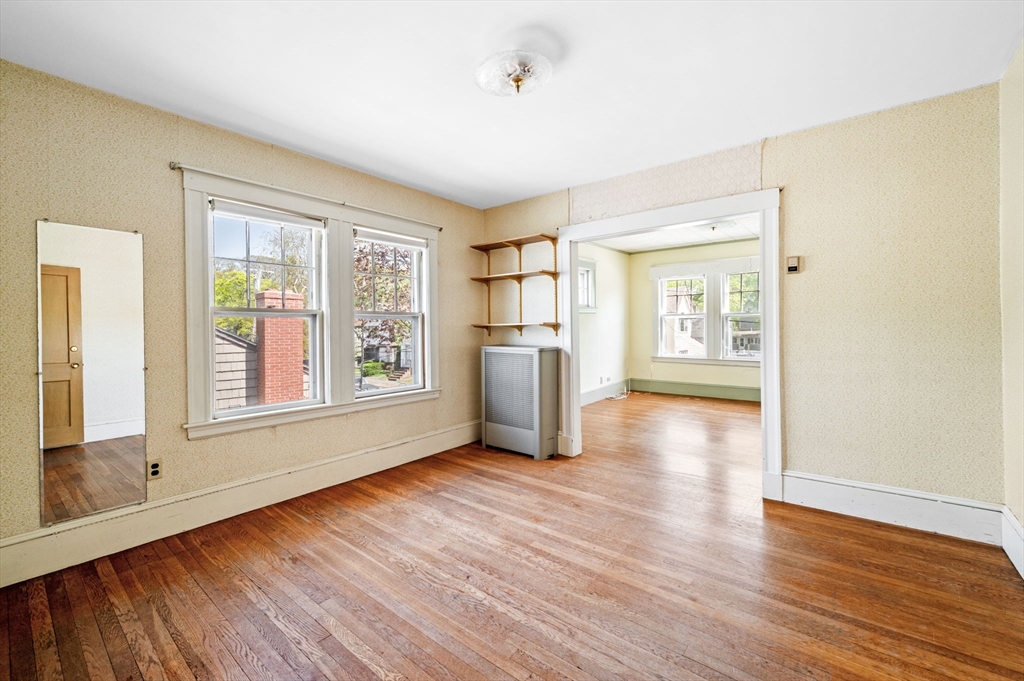 40-42 Tappan St