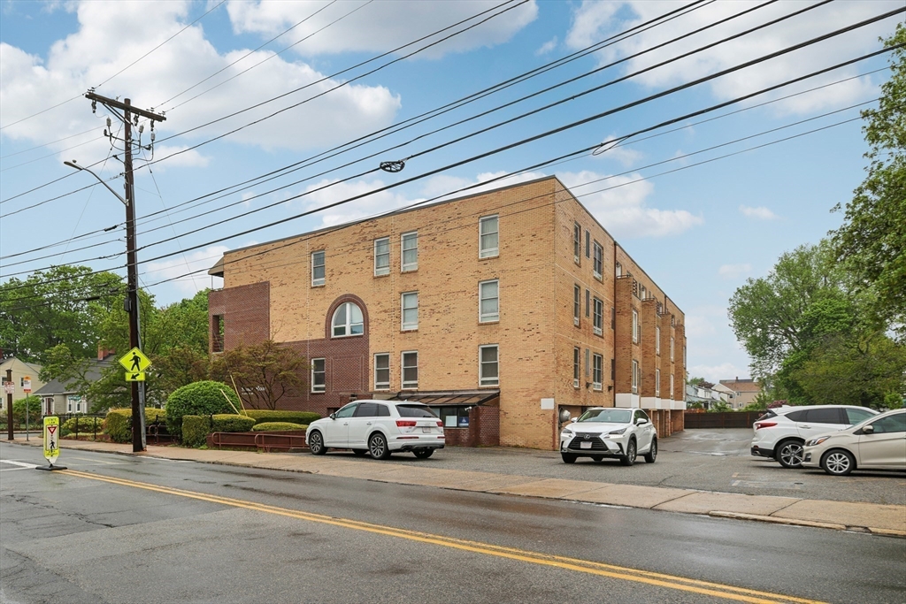314 Riverside Avenue # 201