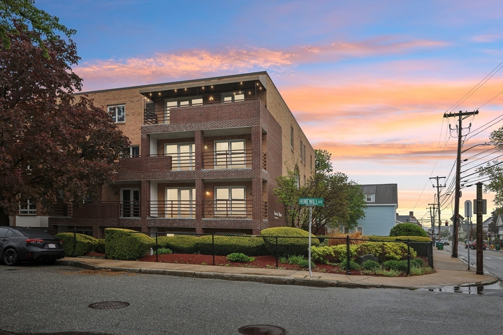 314 Riverside Avenue # 201