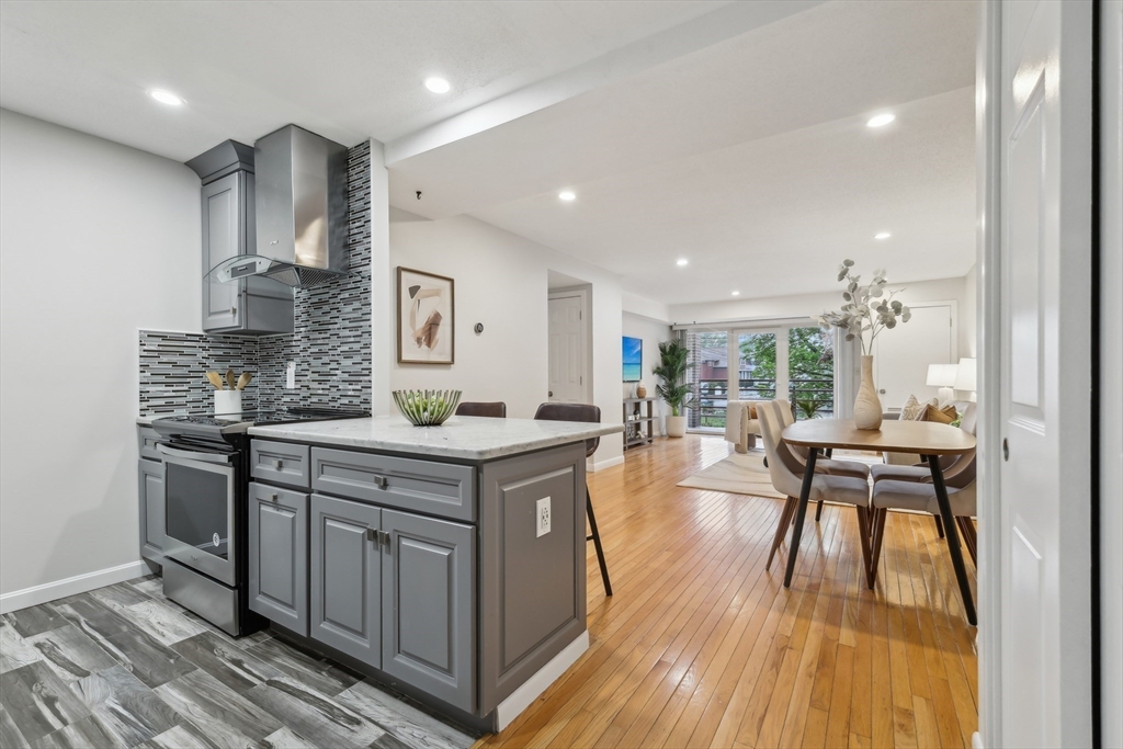 314 Riverside Avenue # 201