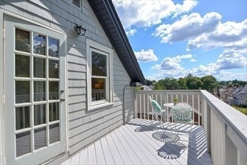 104 Glen St # 2