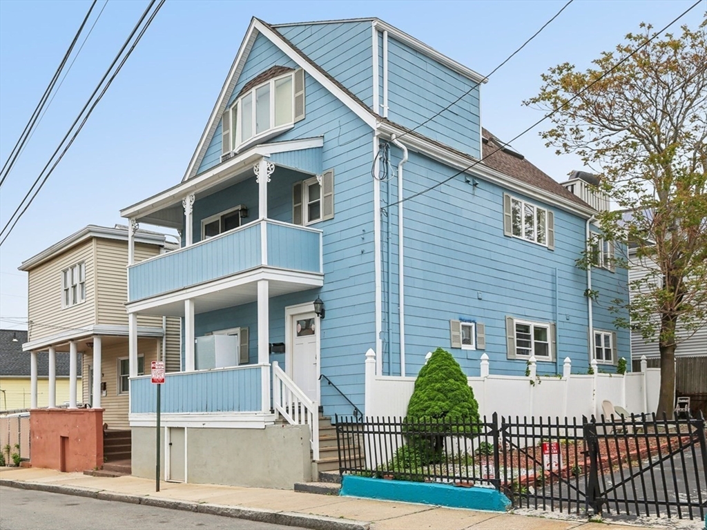 7 Hawthorne St # 1
