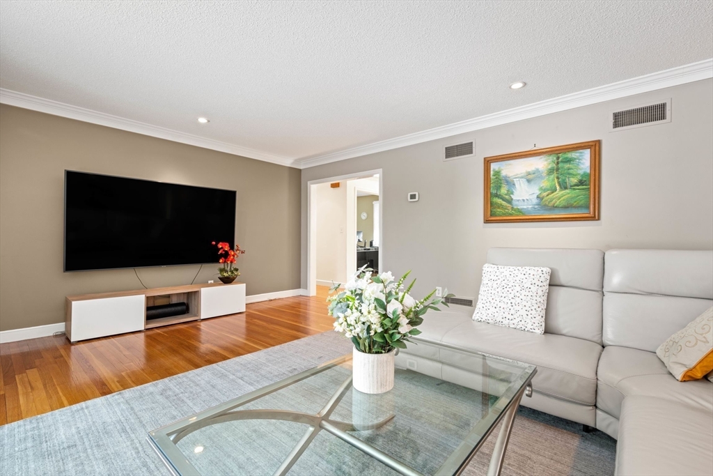 65 Thornberry Rd