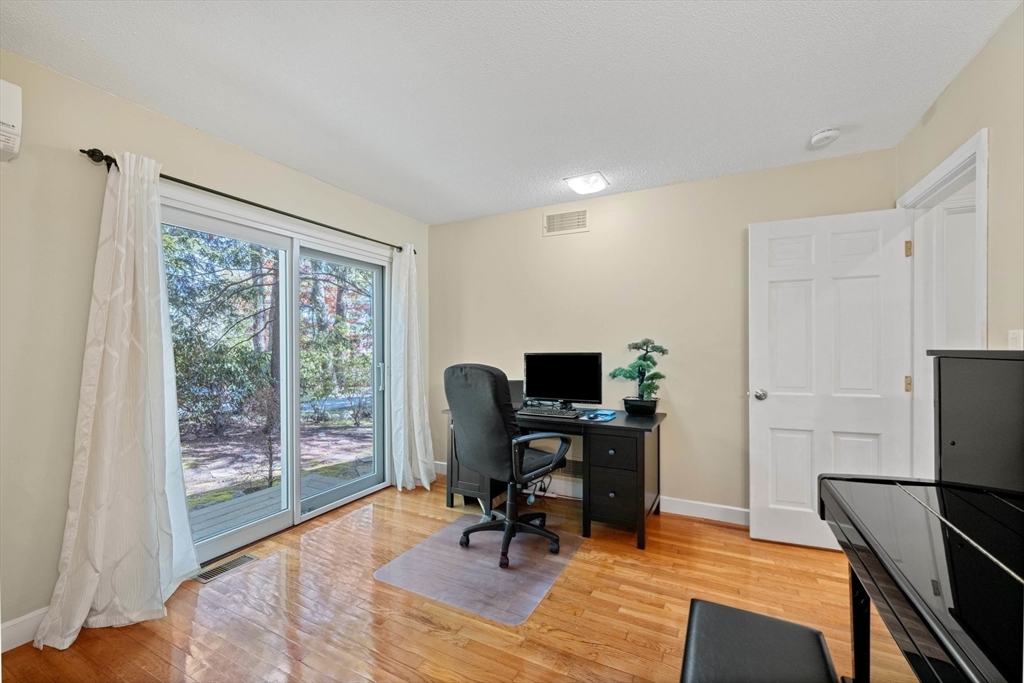 65 Thornberry Rd