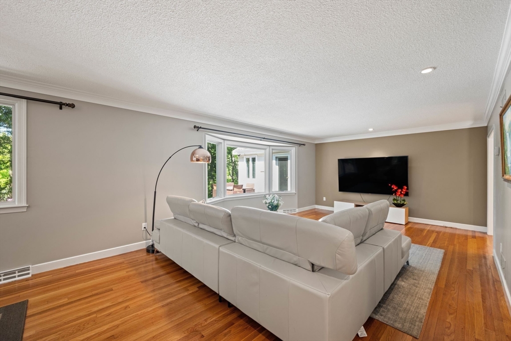 65 Thornberry Rd