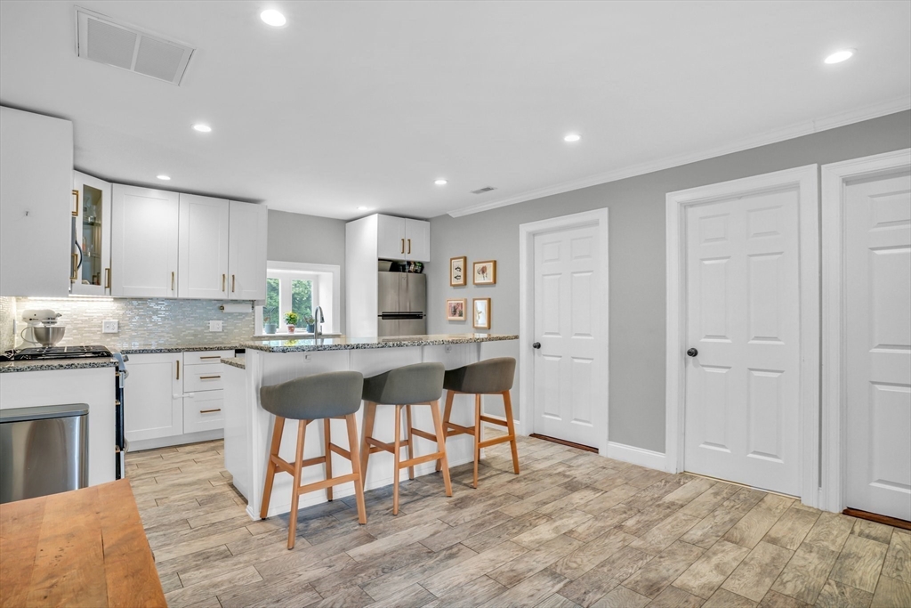 17-R Highland St # 2