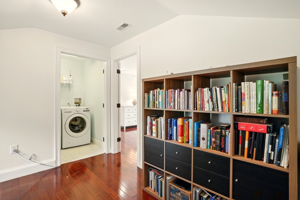17-R Highland St # 2