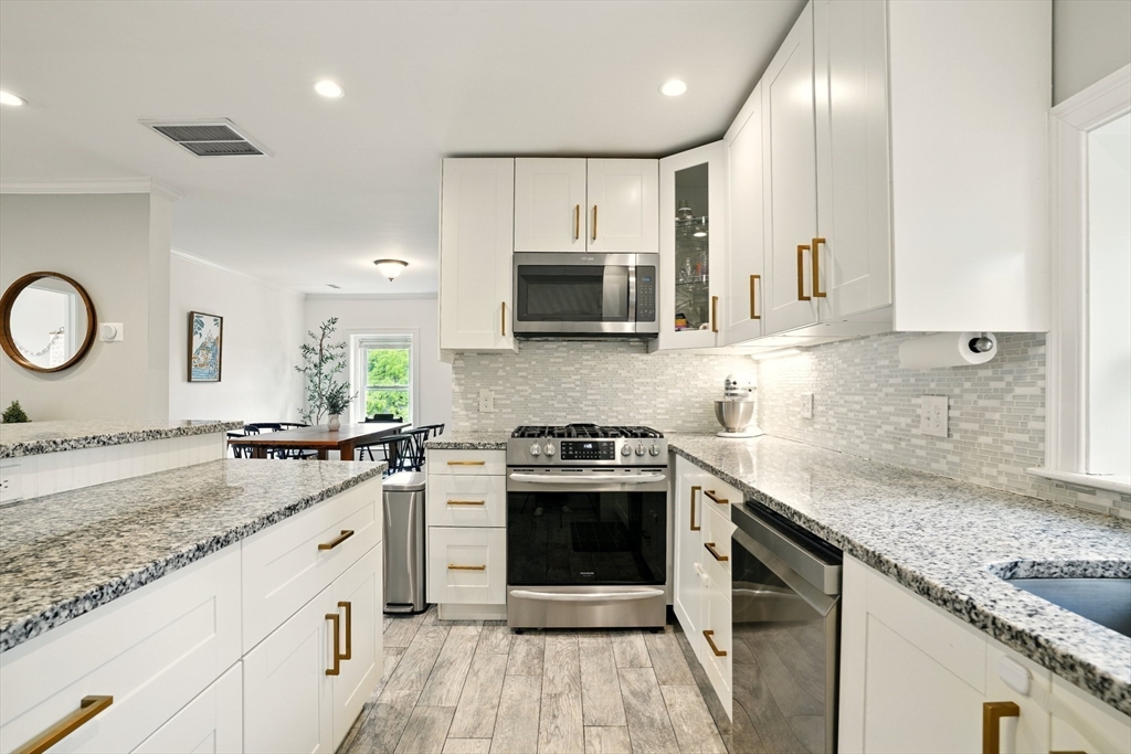 17-R Highland St # 2