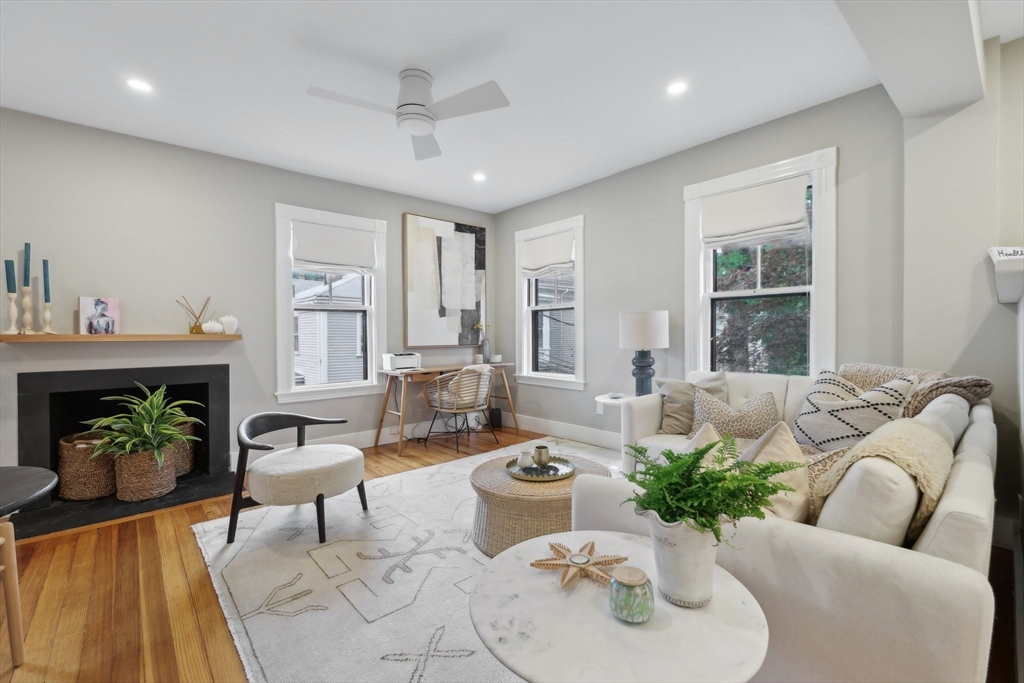 67 Walker St # 3