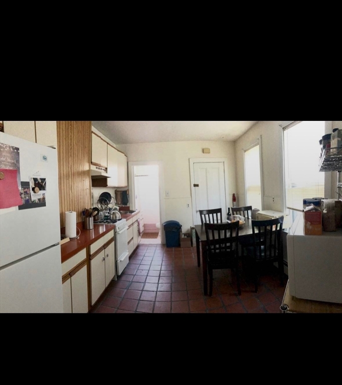 26 Pleasant Street # 3