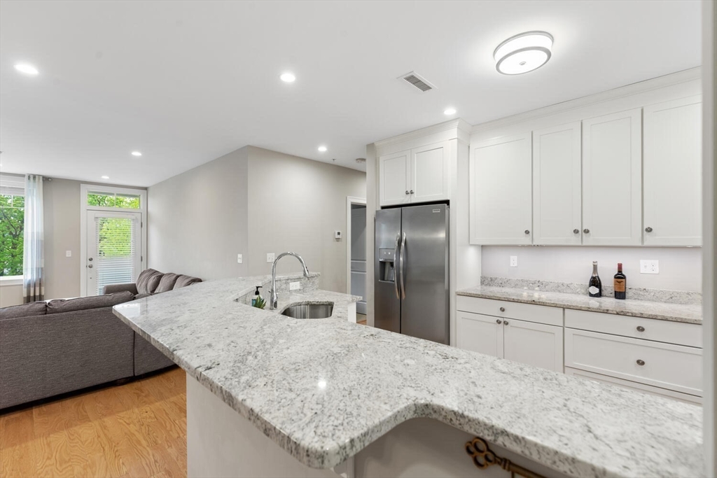 2 Inwood Drive # 2001
