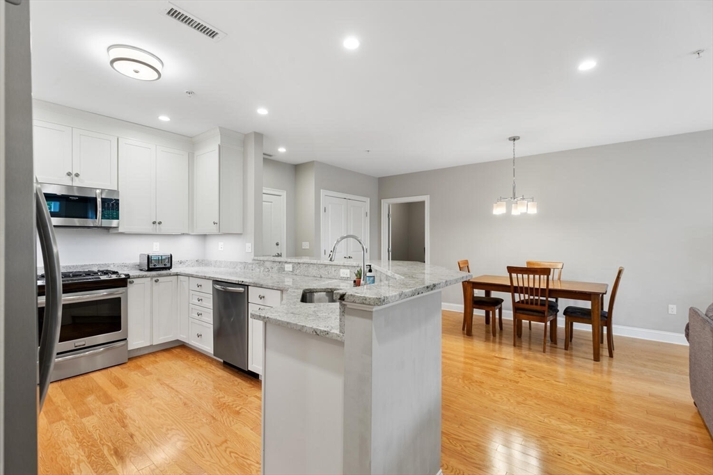 2 Inwood Drive # 2001