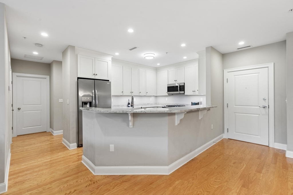 2 Inwood Drive # 2001