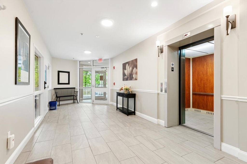 2 Inwood Drive # 2001