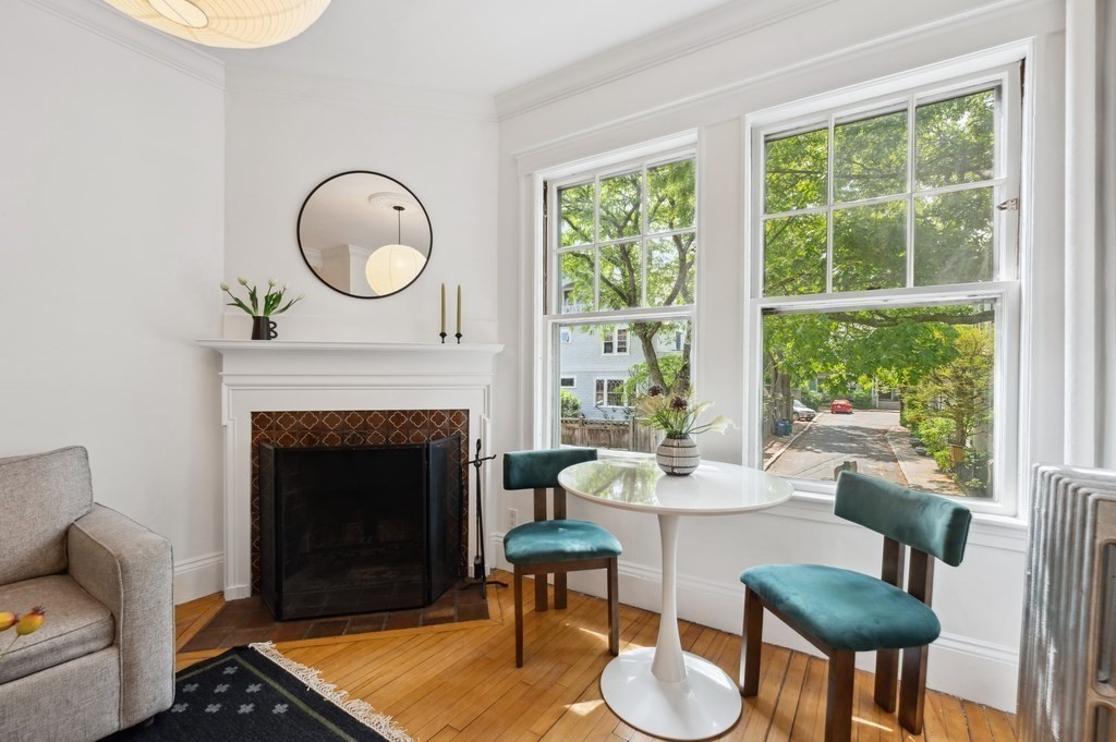 7 Linnaean Street # 1