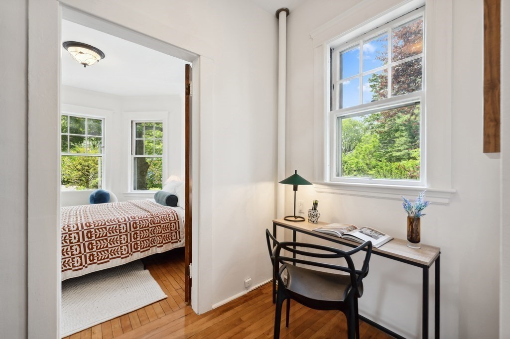 7 Linnaean Street # 1