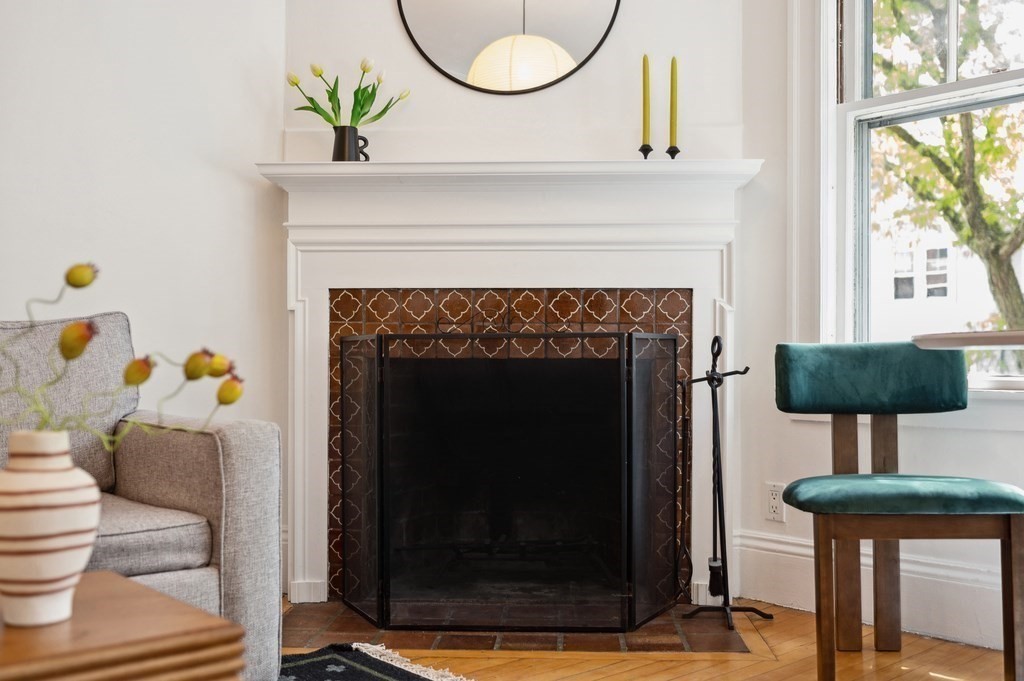 7 Linnaean Street # 1