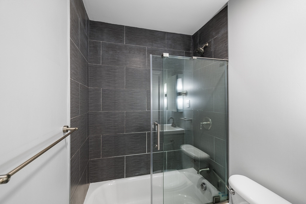 11 Cogswell Ave # 16