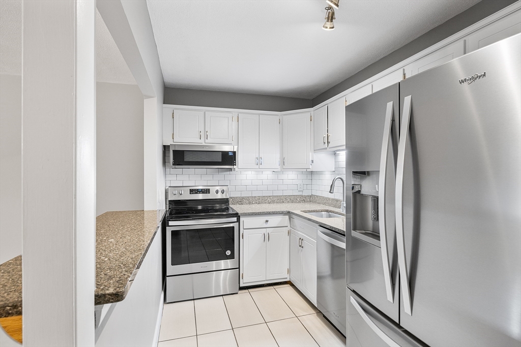 11 Cogswell Ave # 16