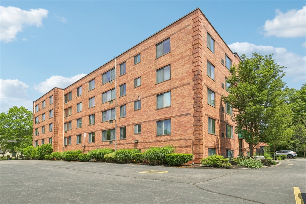 128 Pleasant St # 407
