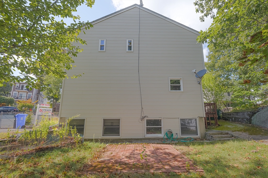 30 Wallace Cir # 30