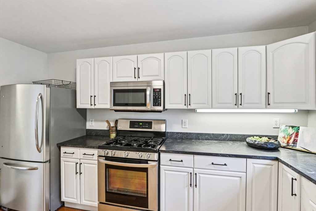 20 Lake St # 2