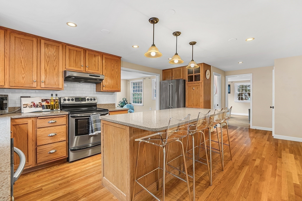 35 Circle Rd