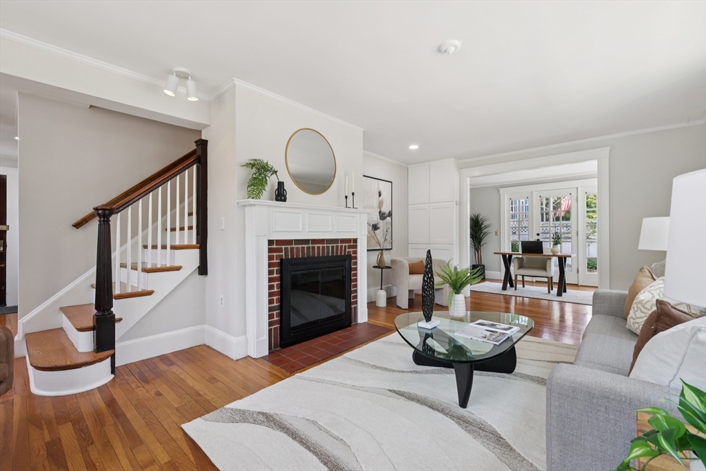 24 Brown St
