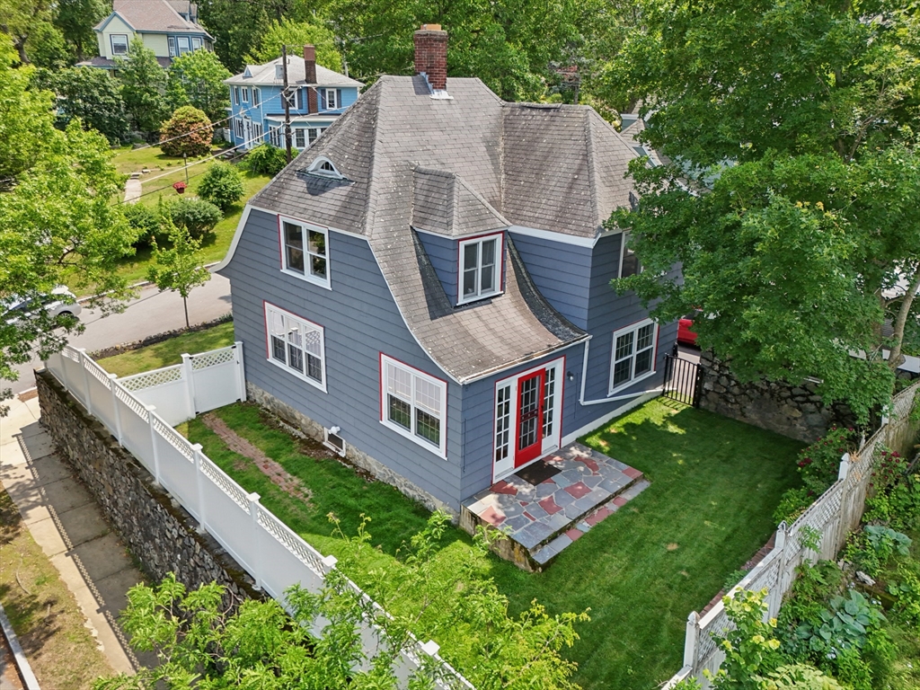 24 Brown St
