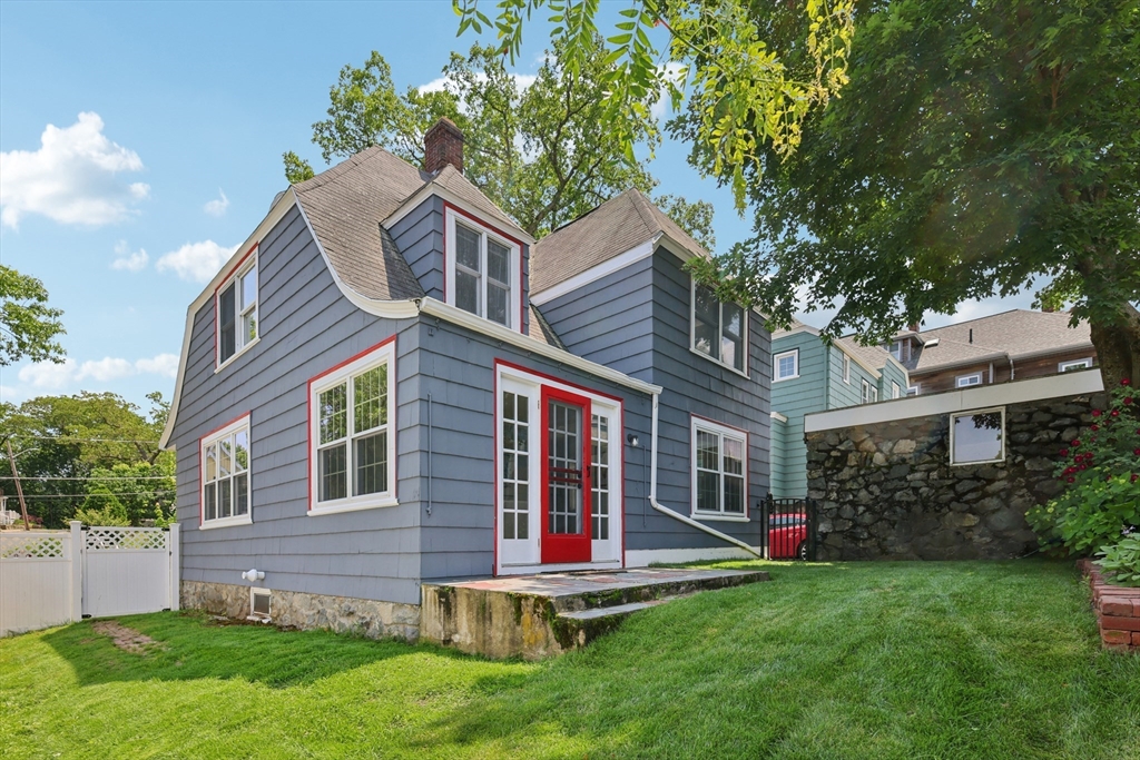 24 Brown St