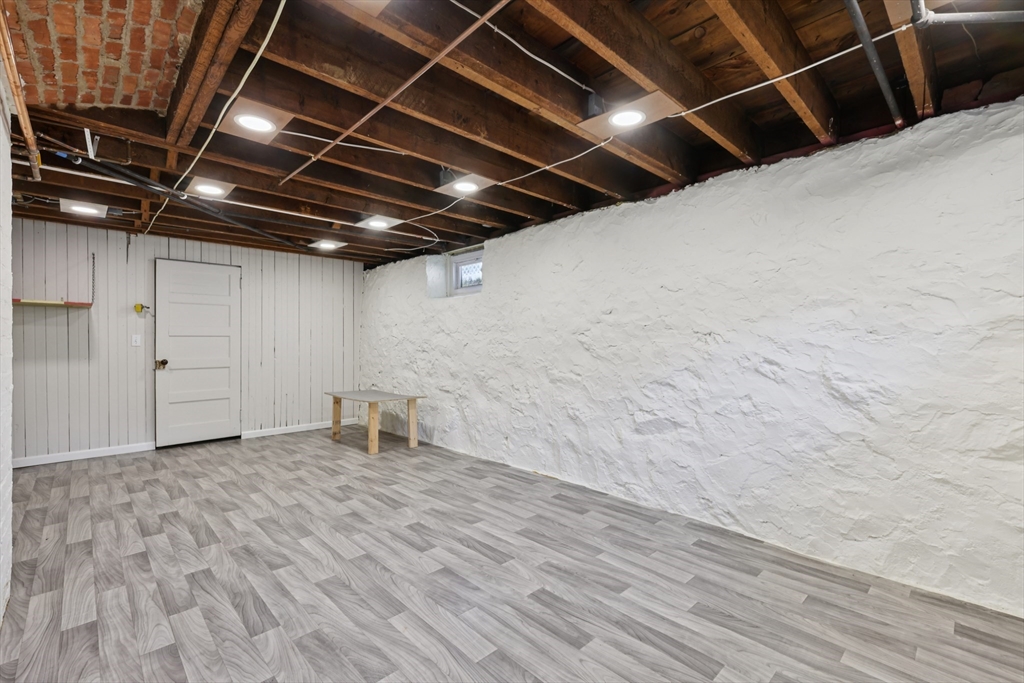 24 Brown St