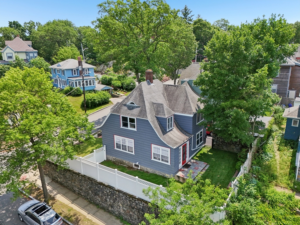 24 Brown St