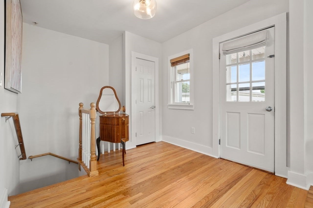 10 Silvey Pl # 3