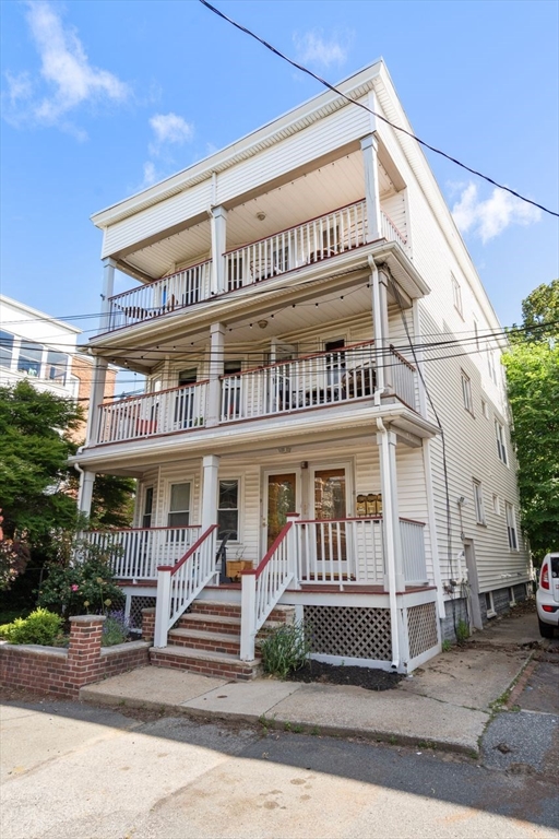 10 Silvey Pl # 3