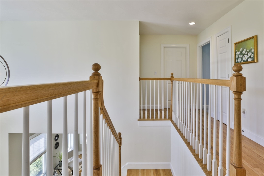 34 Winship Dr