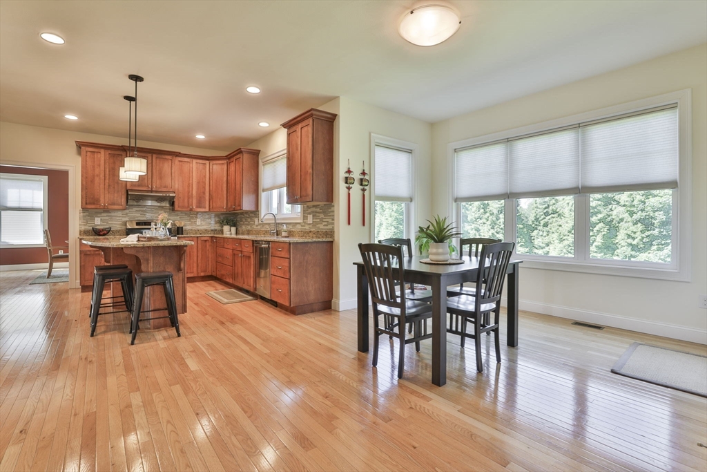 34 Winship Dr