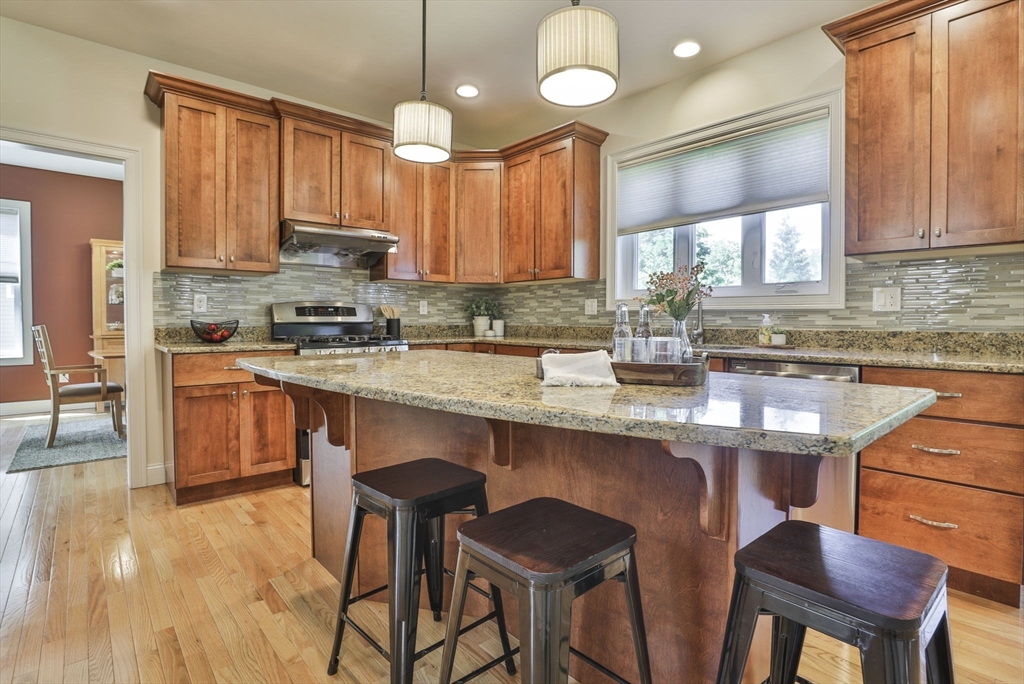 34 Winship Dr