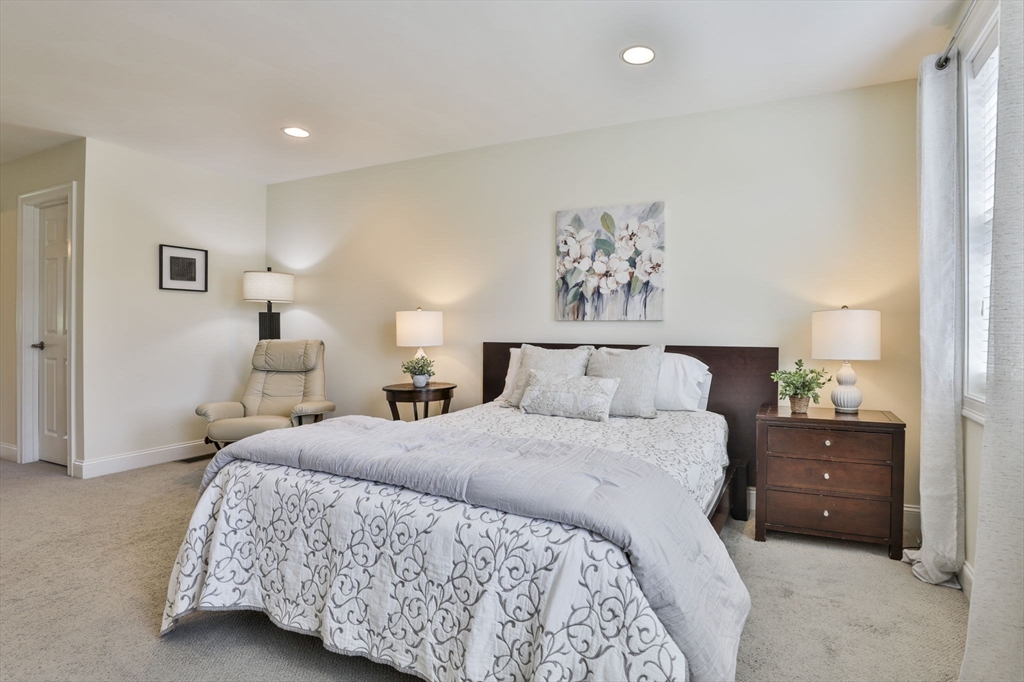 34 Winship Dr