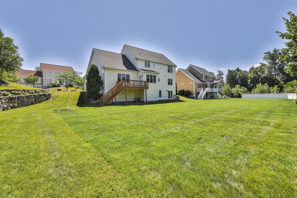 34 Winship Dr