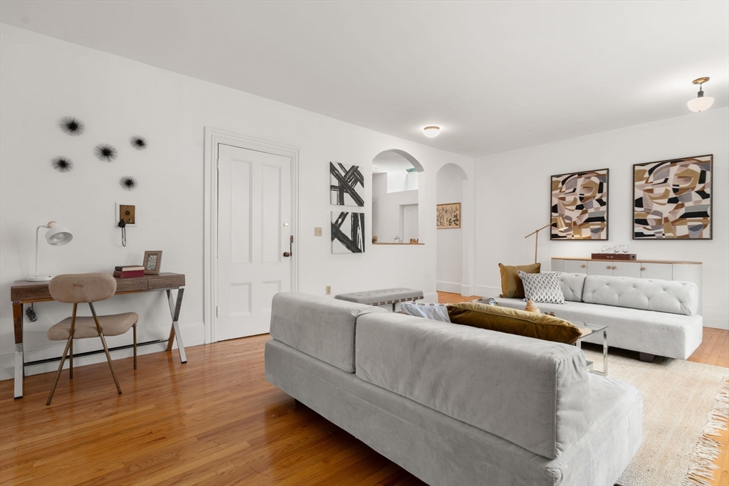 308 Brookline Street # 3B