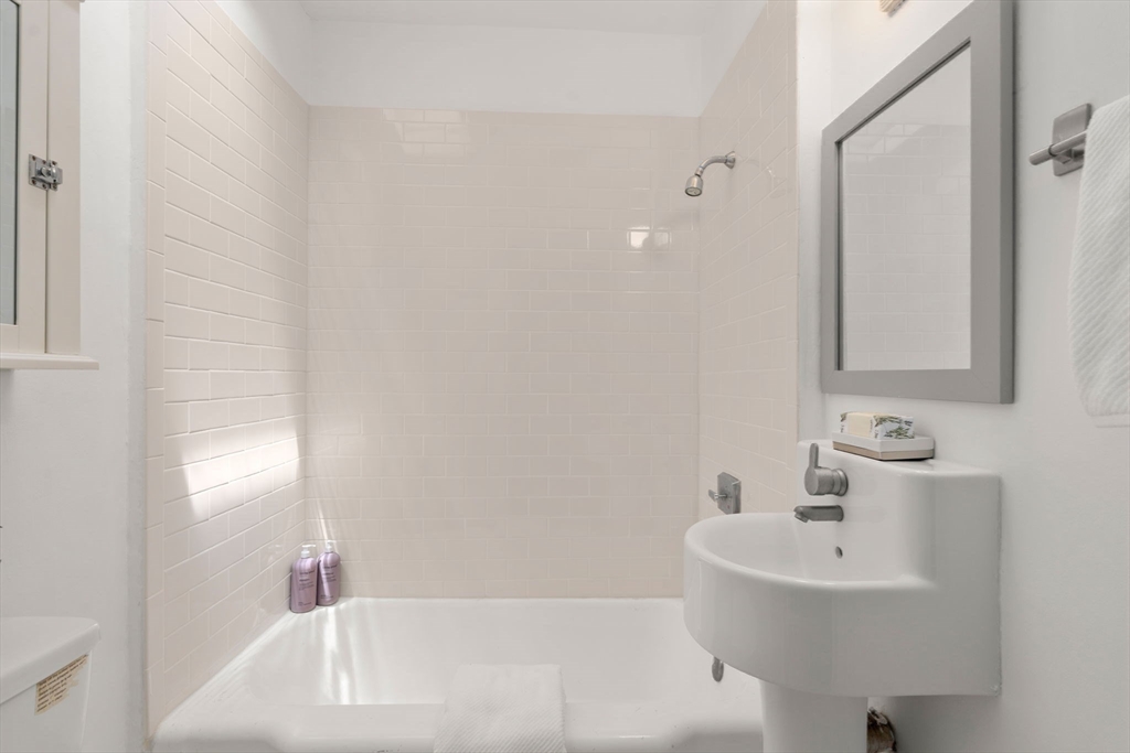 308 Brookline Street # 3B