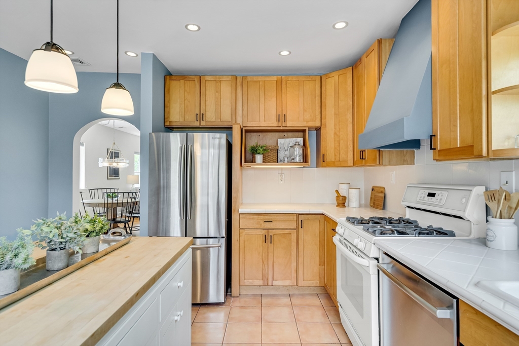 11 Chandler St # 2